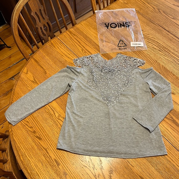YOINS Sexy Cold Shoulder ~V-neck w/ Lace Insert - Picture 6 of 16